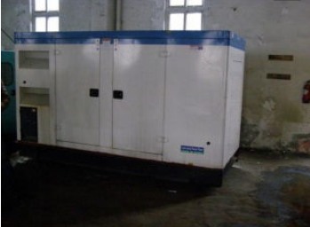 锡林郭勒康明斯150kw大型柴油二手发电机组 锡林郭勒康明斯150kw大型柴油二手发电机组